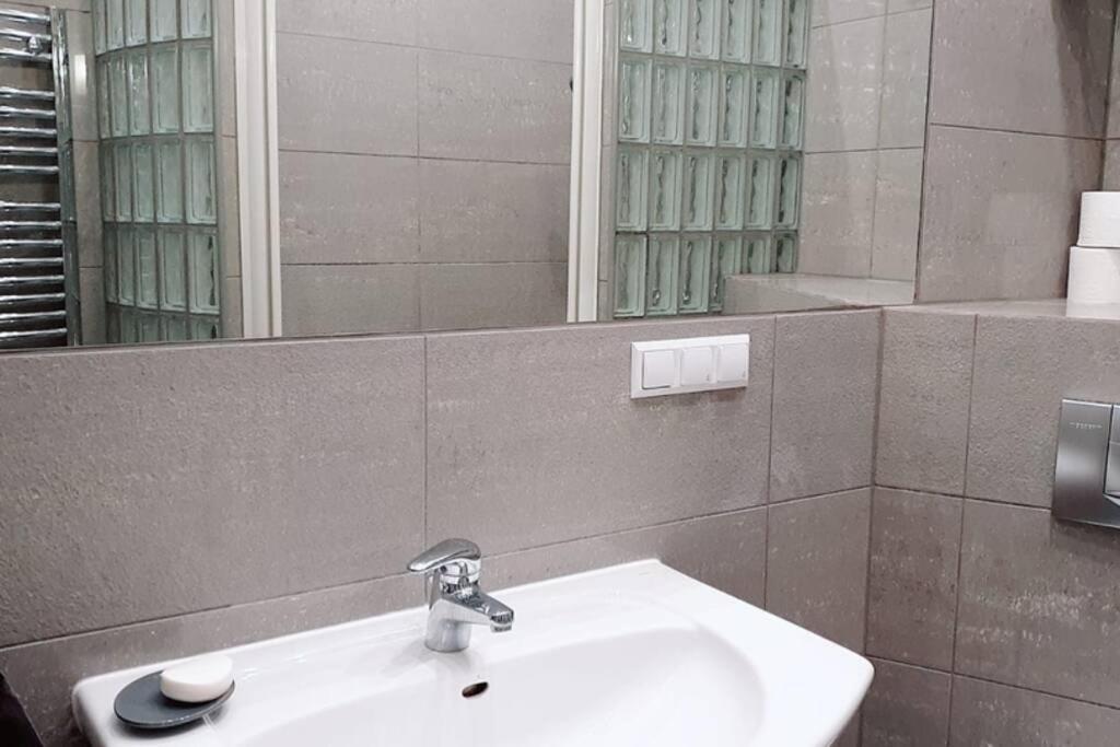 Bright&Comfy Apt -Few Min To Main Square Krakau Exterior foto